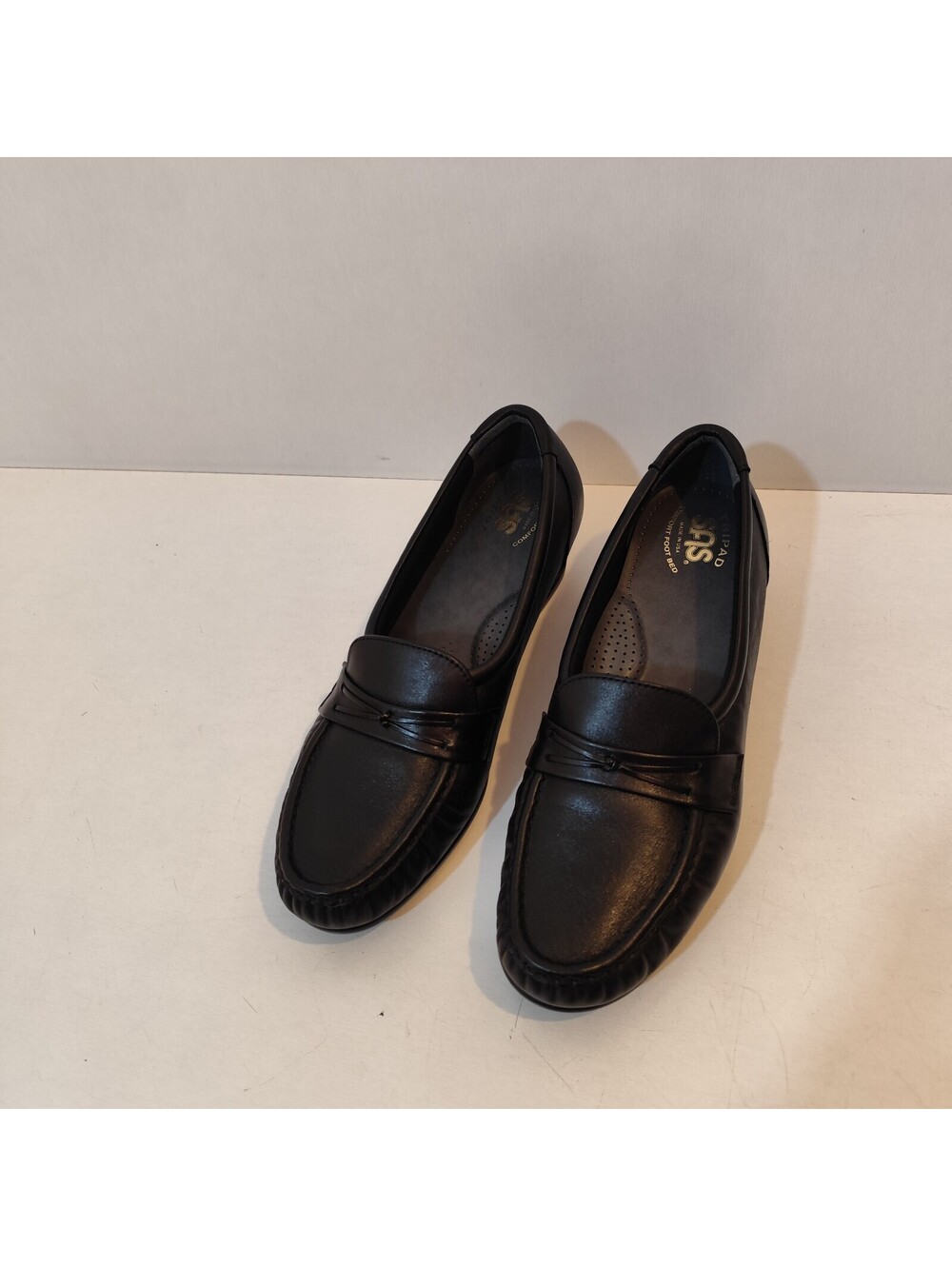 SAS Black Women's Shoes Easier Leather Loafer Wedge Slip-On 9M Comfort USA